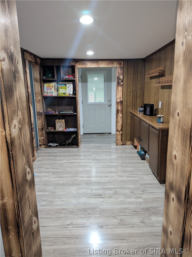 2611 Crone Road Property Photo 11