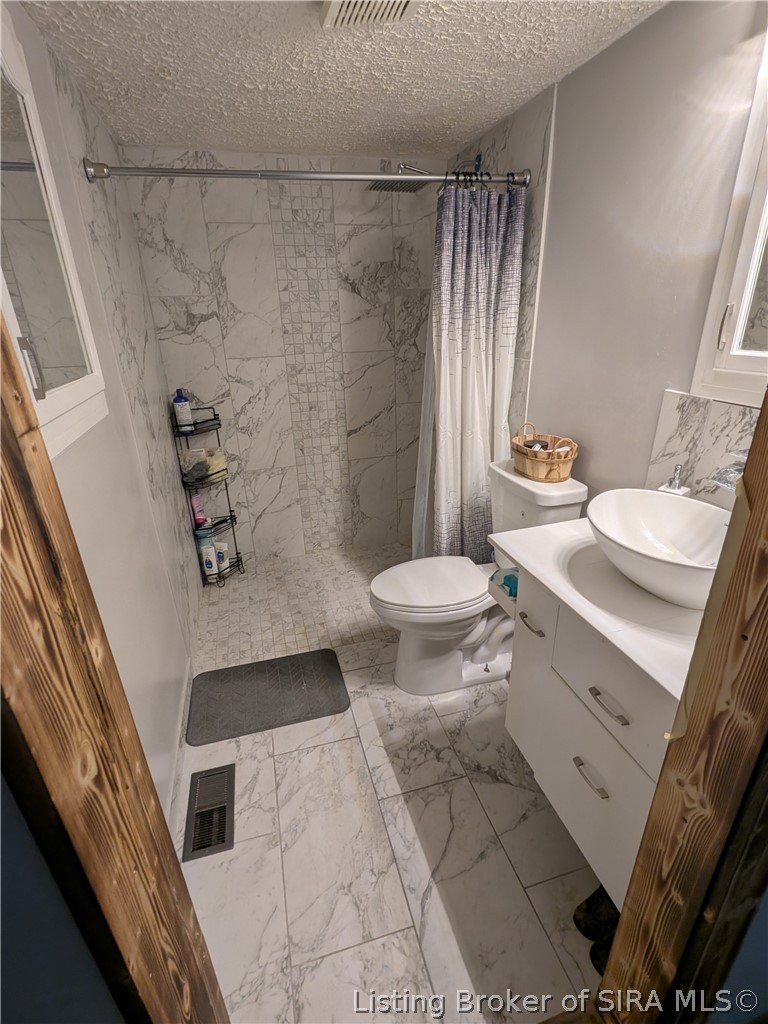 2611 Crone Road Property Photo 13