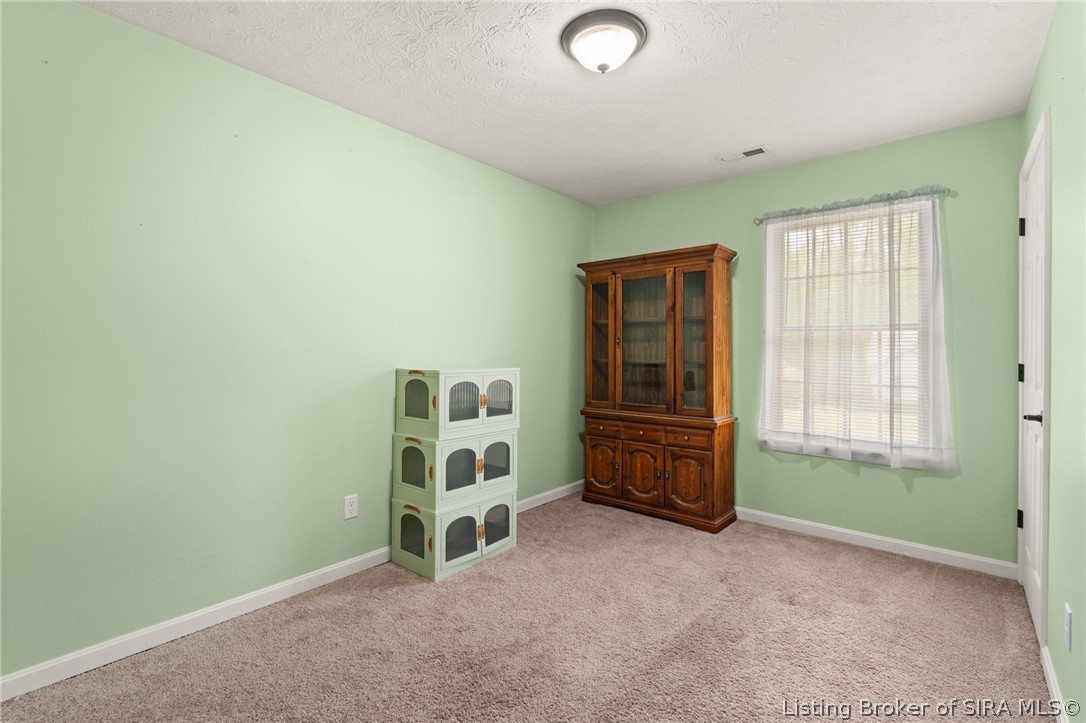 2231 Honeysuckle Way Property Photo 23