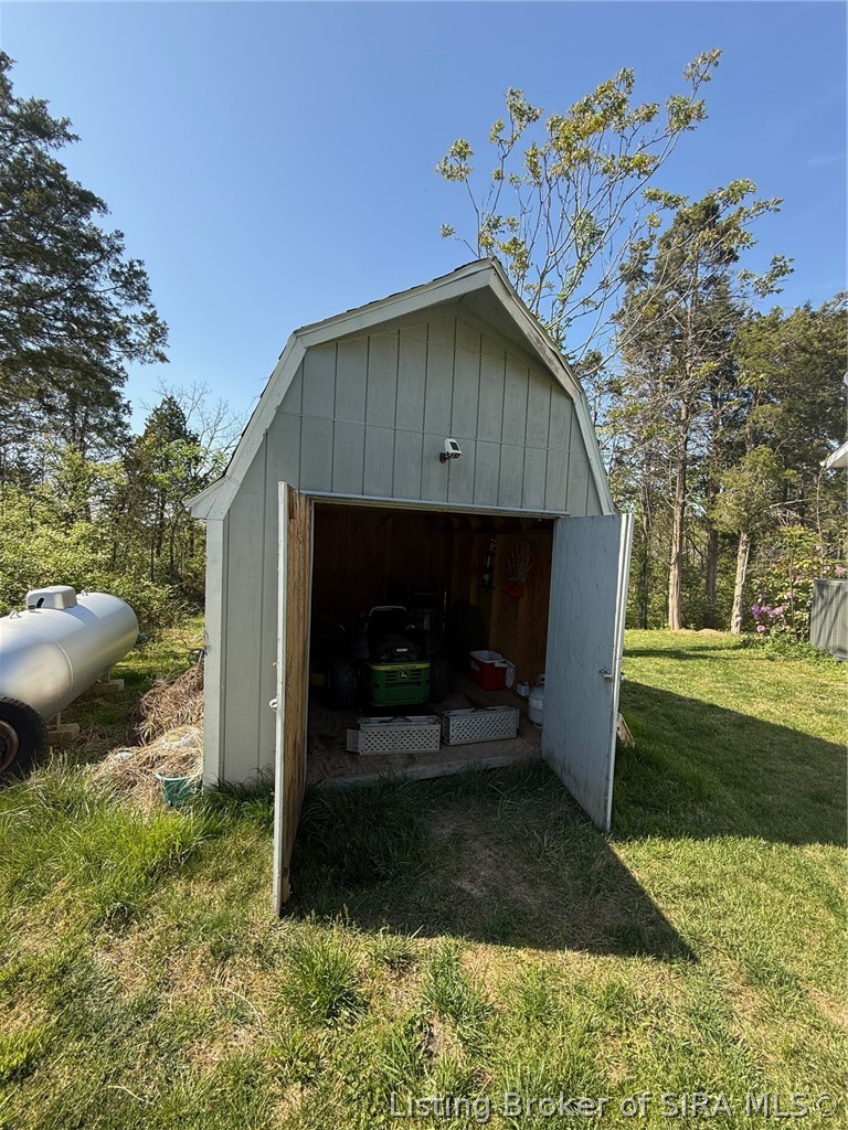 2197 N 950 E Property Photo 58