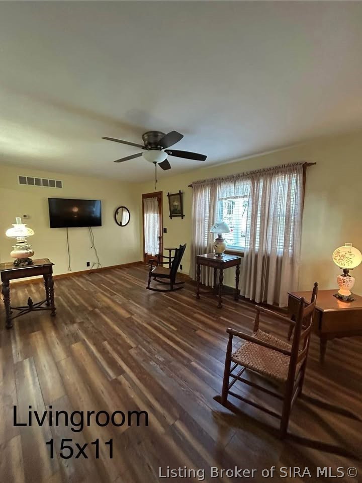 311 E Pike Street Property Photo 7