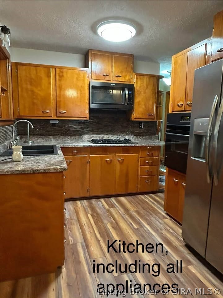 311 E Pike Street Property Photo 15