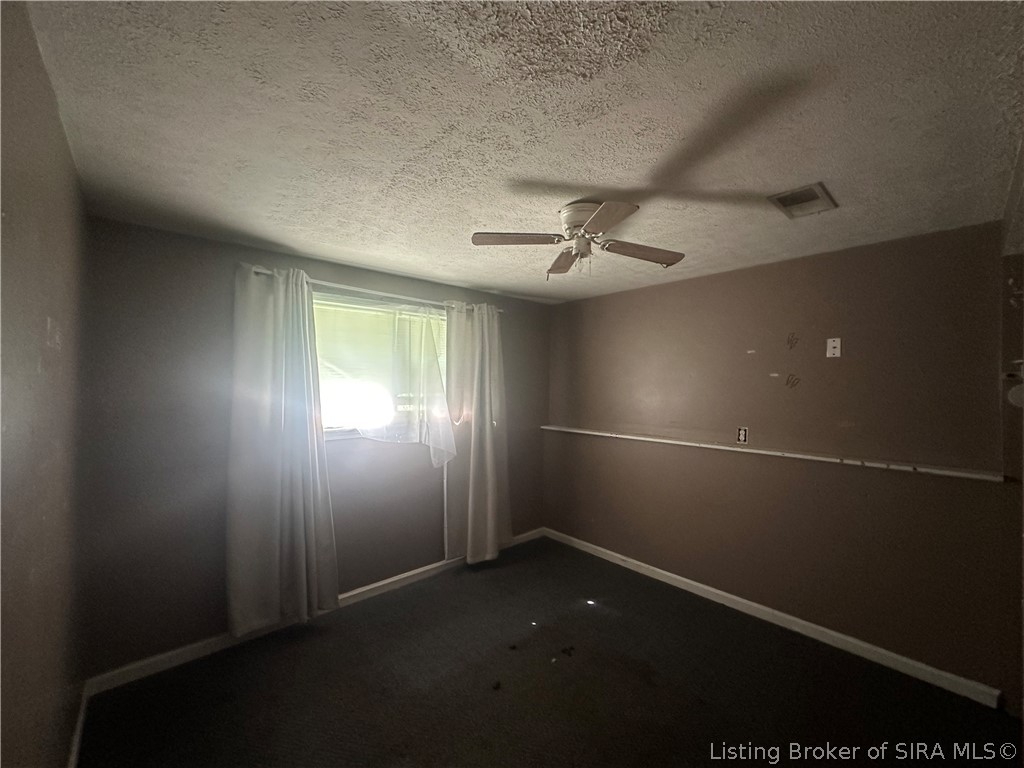202 Bates Drive Property Photo 9