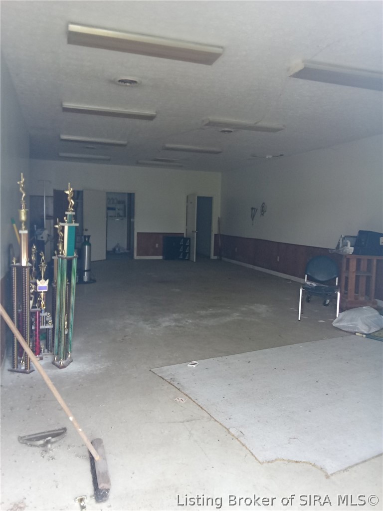 232 S Posey Street Property Photo 5