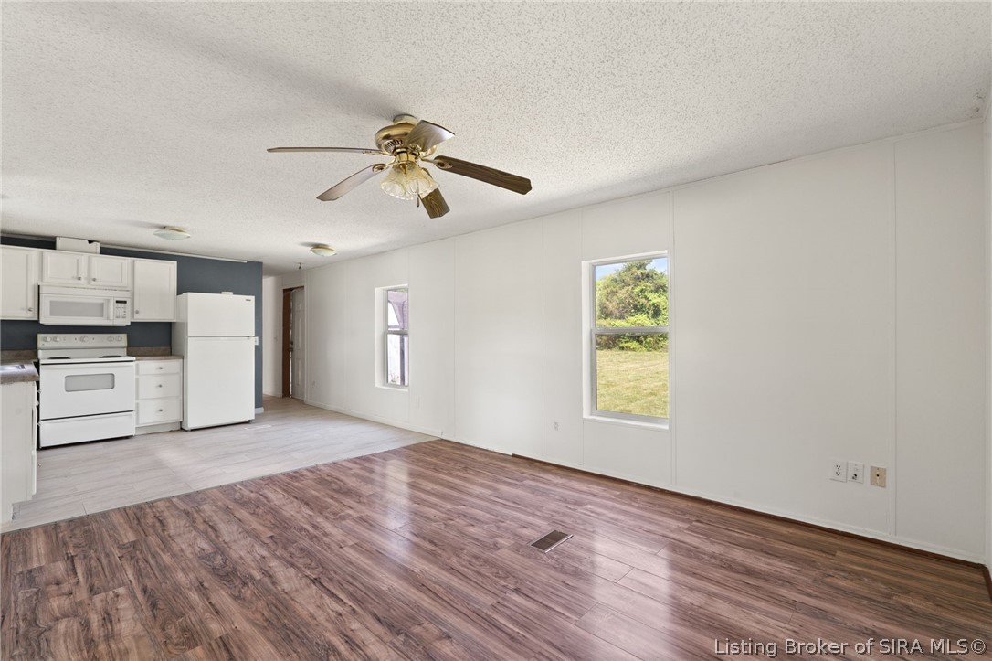 4662 New Amsterdam Road Property Photo 20