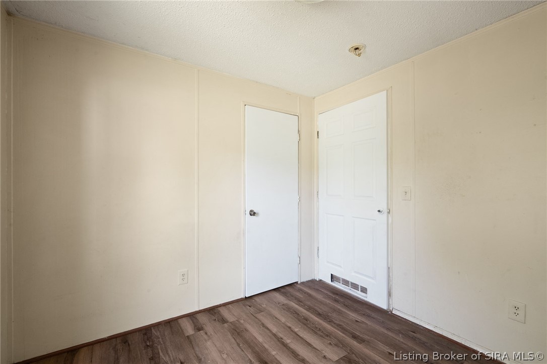 4662 New Amsterdam Road Property Photo 35