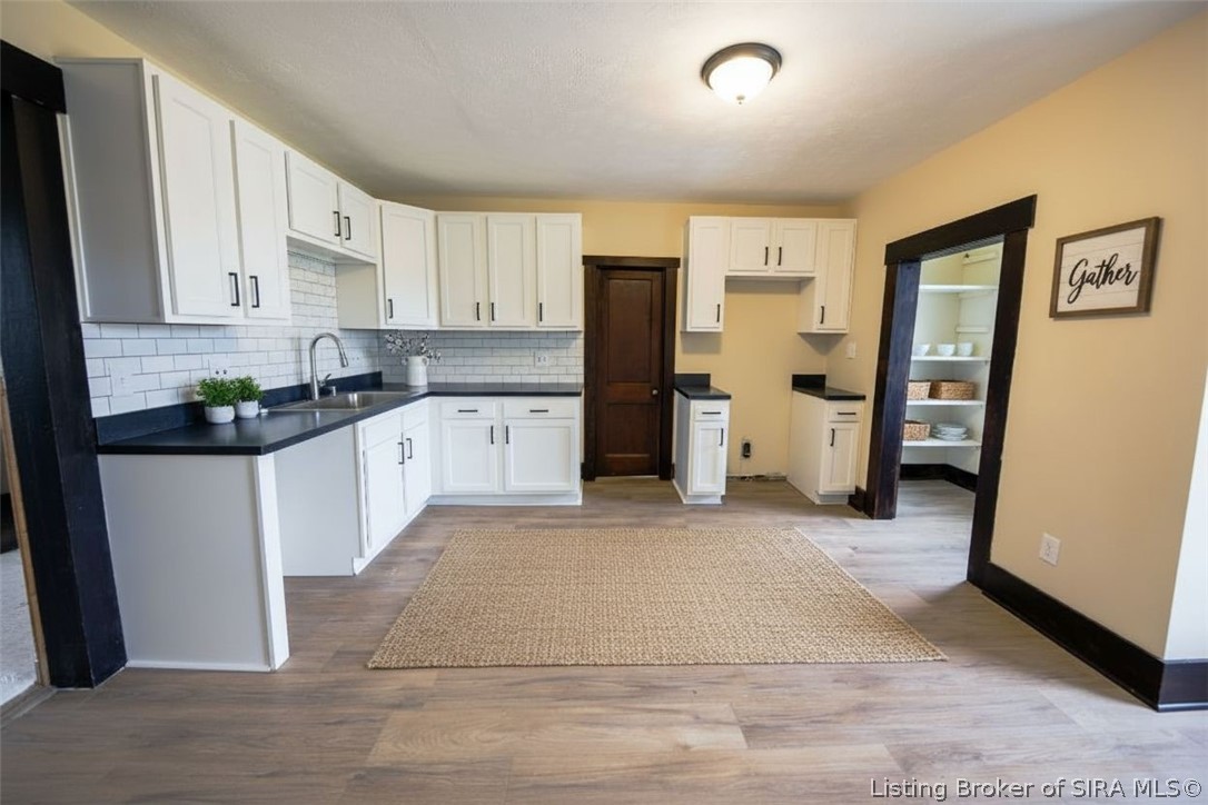 3593 Old Vincennes Road Property Photo 8