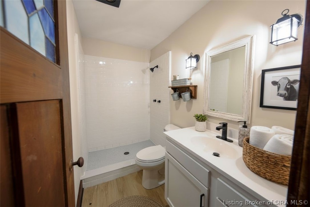 3593 Old Vincennes Road Property Photo 13