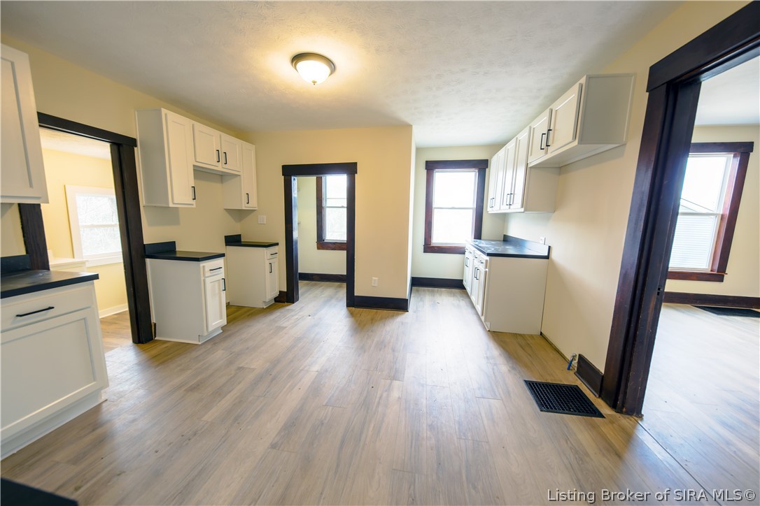 3593 Old Vincennes Road Property Photo 25
