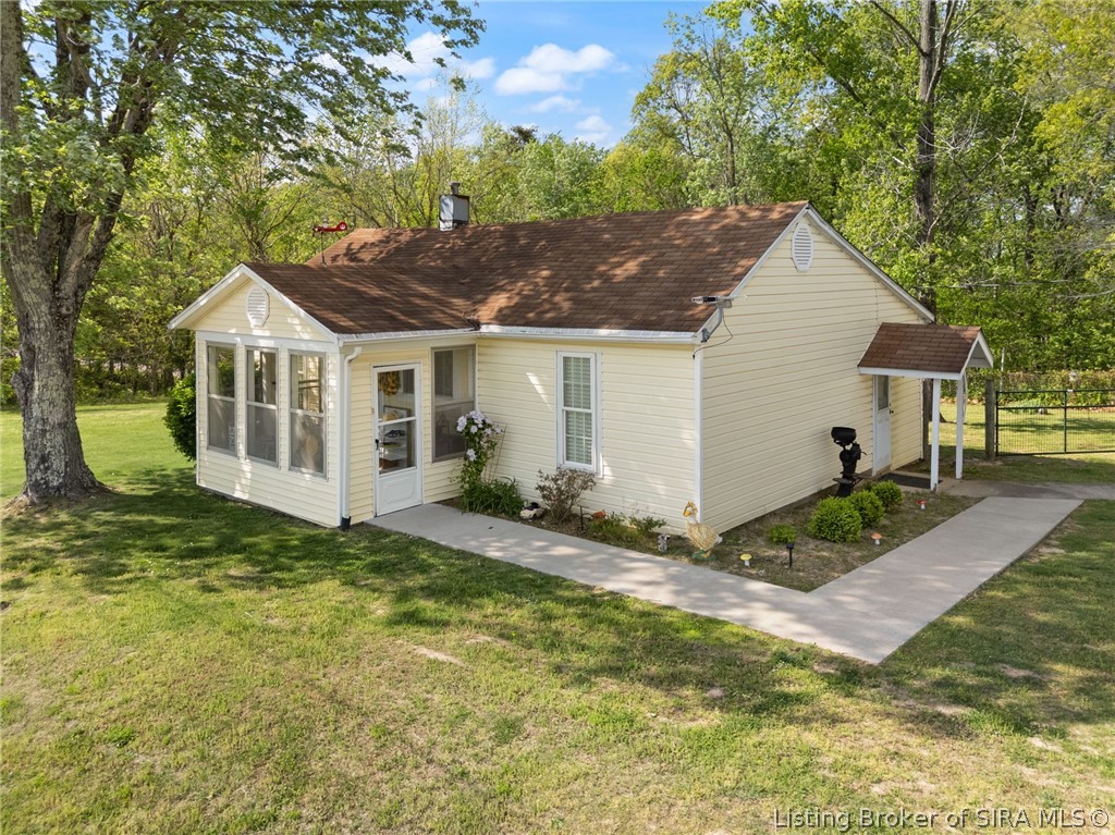 5988 E Us Highway 150 Property Photo 1