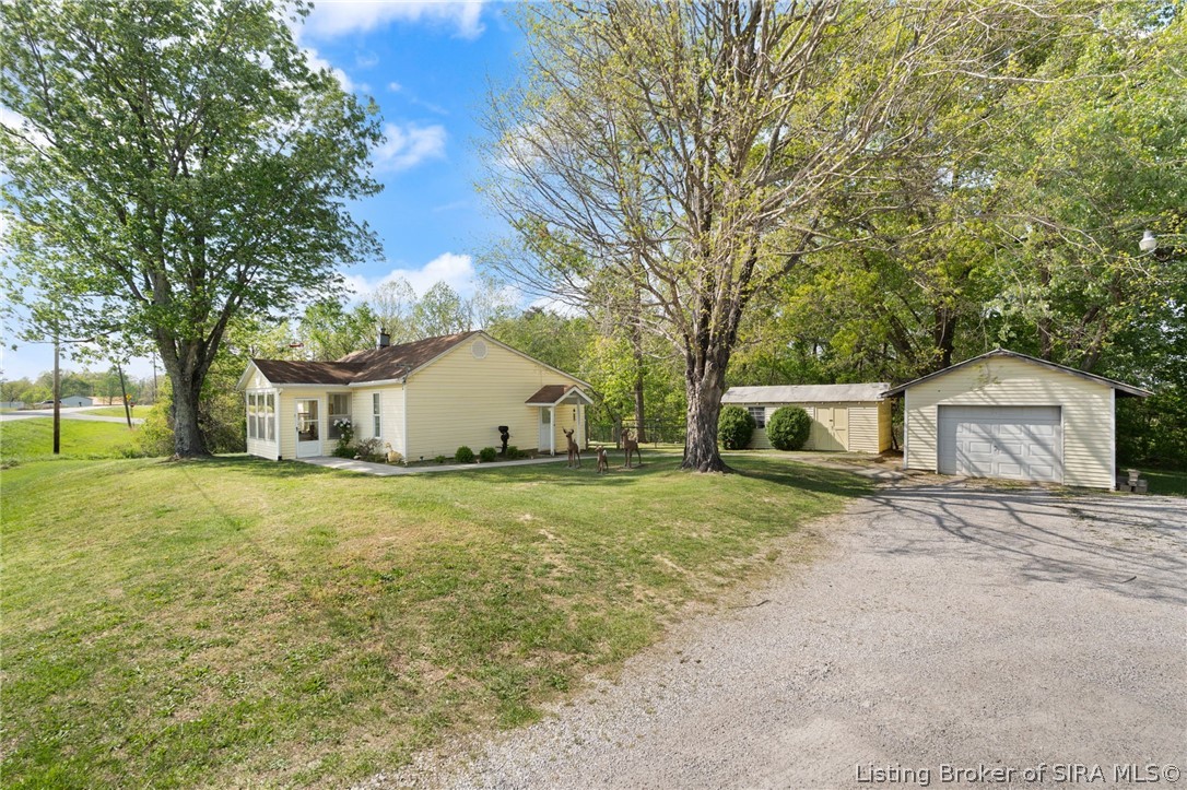 5988 E Us Highway 150 Property Photo 2