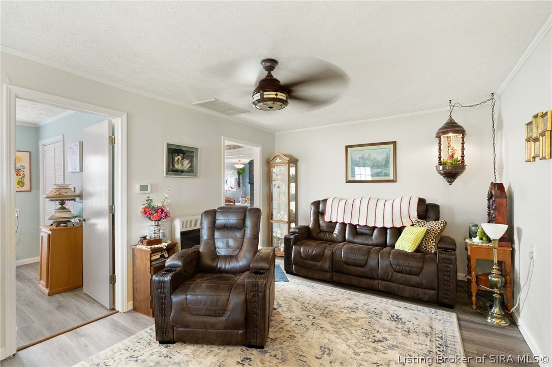 5988 E Us Highway 150 Property Photo 7