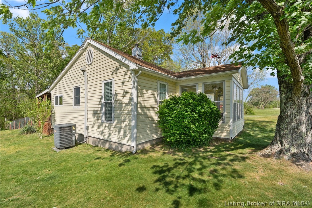 5988 E Us Highway 150 Property Photo 27