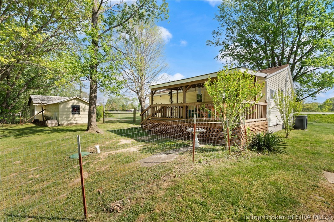 5988 E Us Highway 150 Property Photo 28