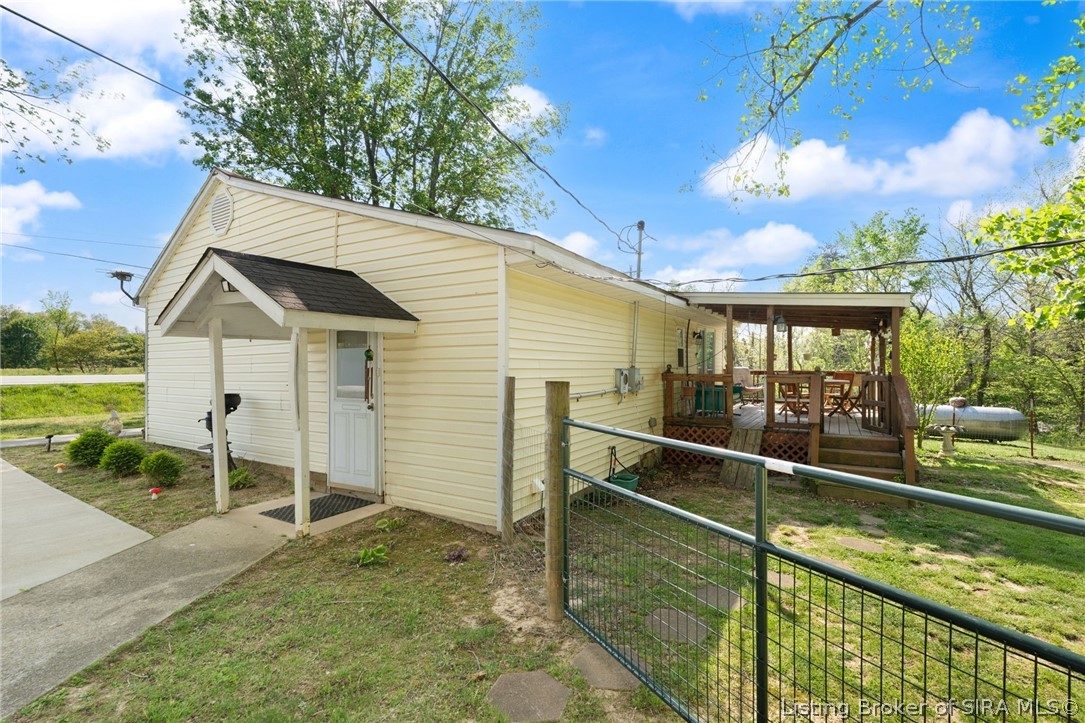 5988 E Us Highway 150 Property Photo 30