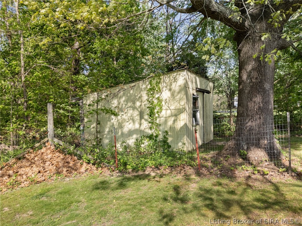 5988 E Us Highway 150 Property Photo 47