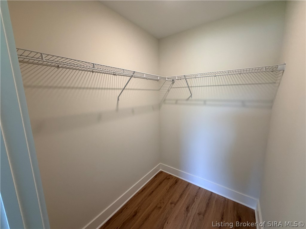 424 W 7th St Property Photo 25