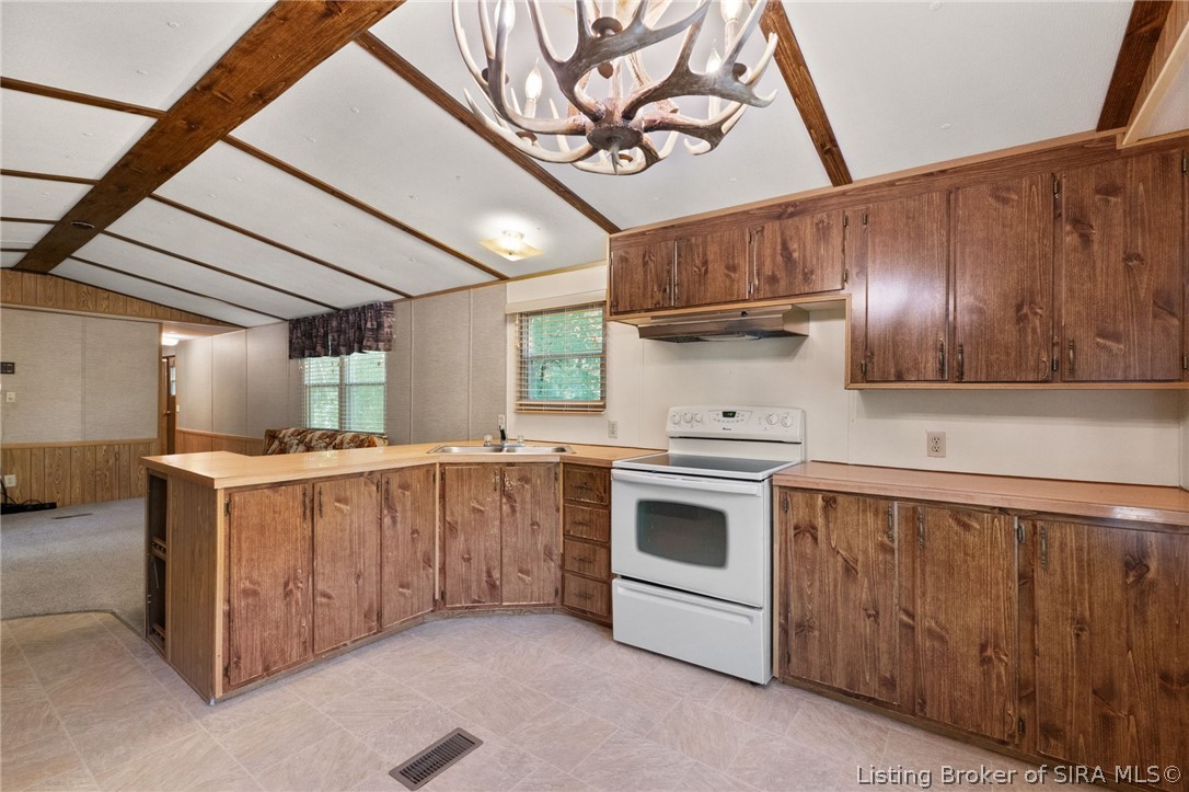 2304 N Sleepy Hollow Property Photo 18