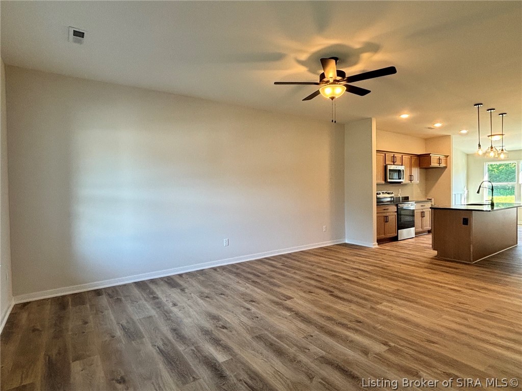 5699 Harmony Woods 1006 Property Photo 11