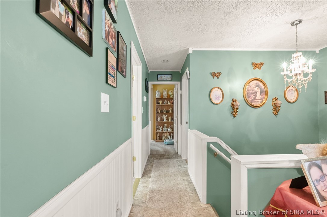 1081 E Smith Circle Property Photo 14