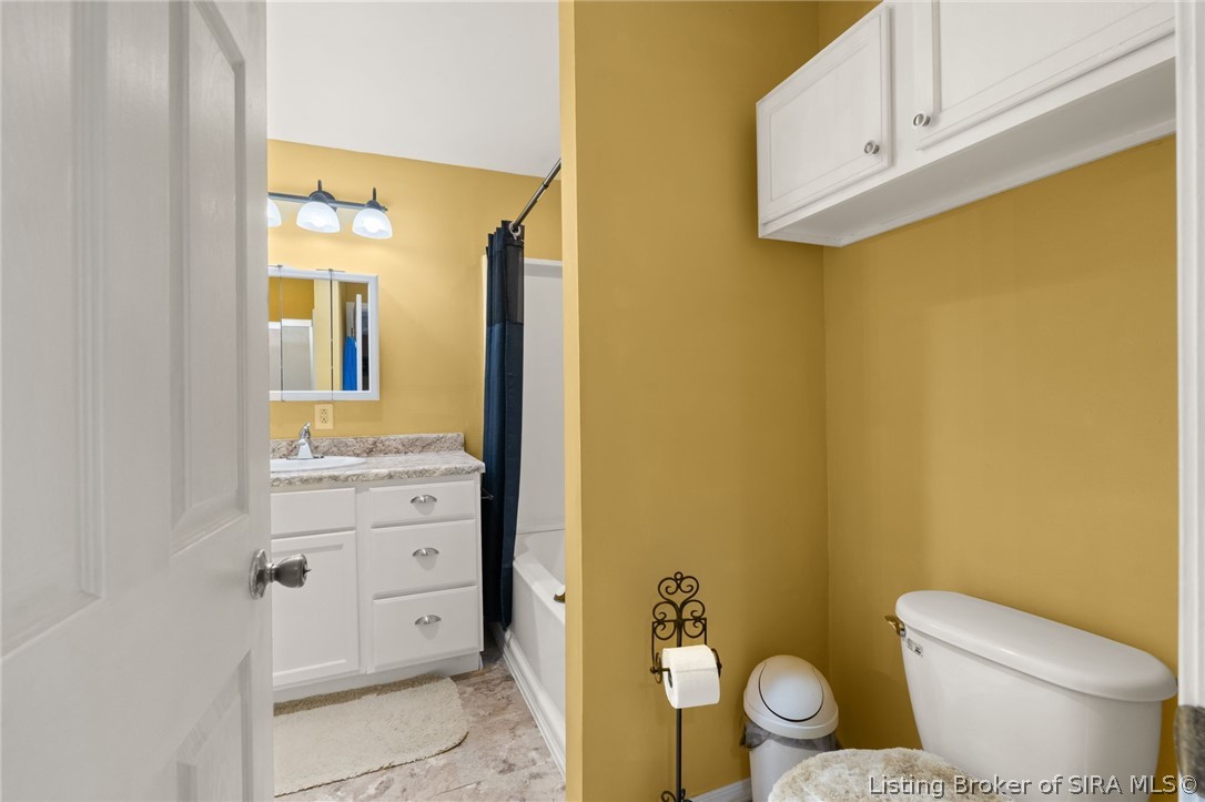 1081 E Smith Circle Property Photo 24
