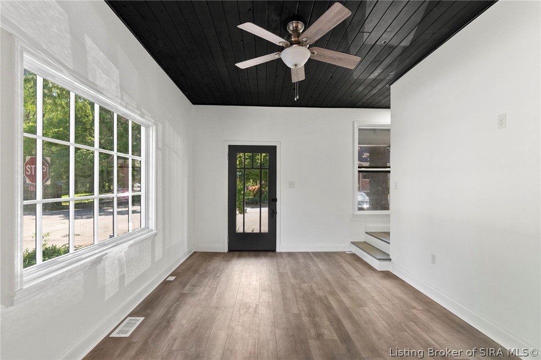 423 Mill Street Property Photo 3