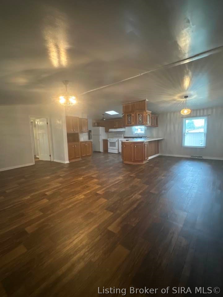 506 Pilgrim Way Property Photo 4