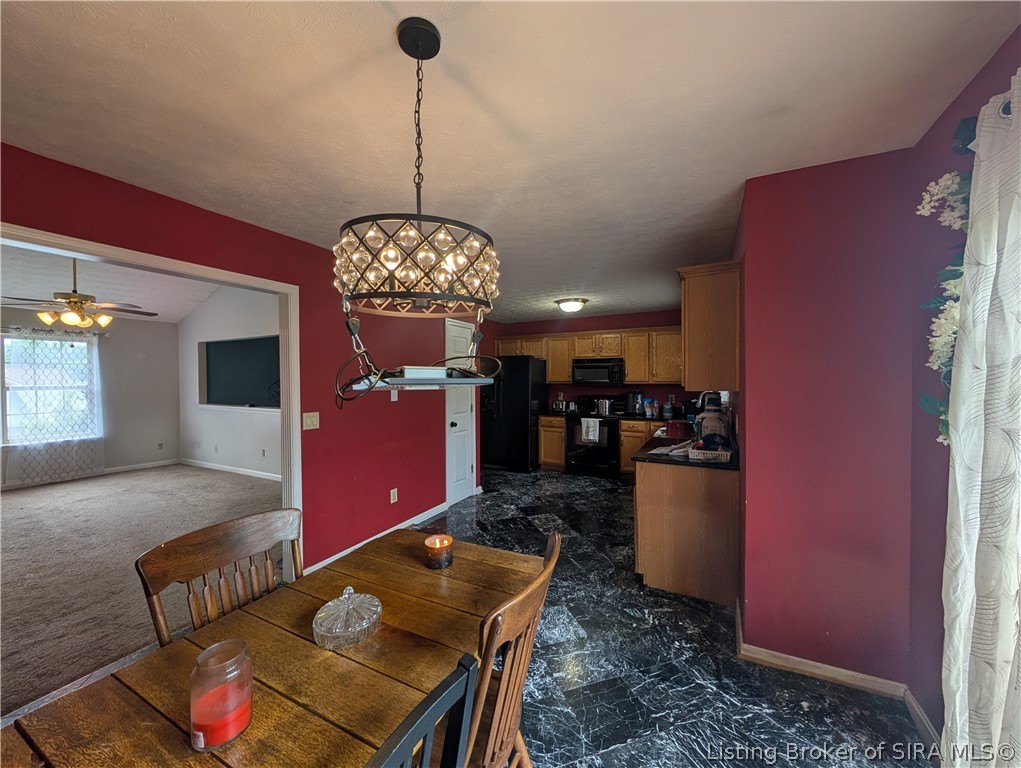 7501 Blue Sky Drive Property Photo 7