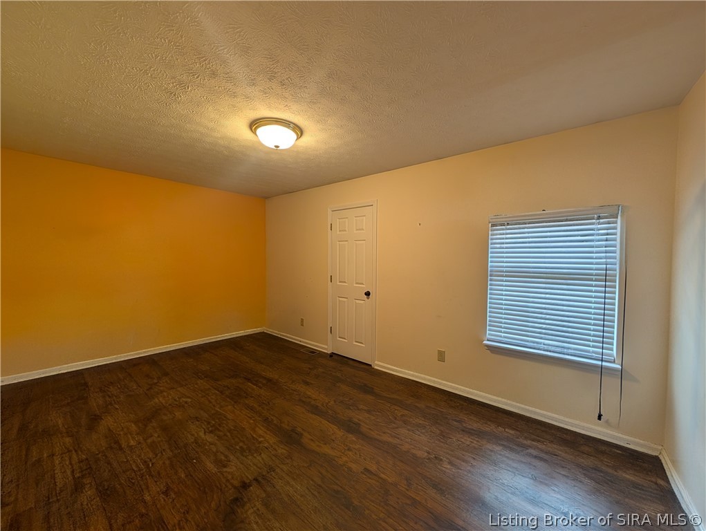 7501 Blue Sky Drive Property Photo 11