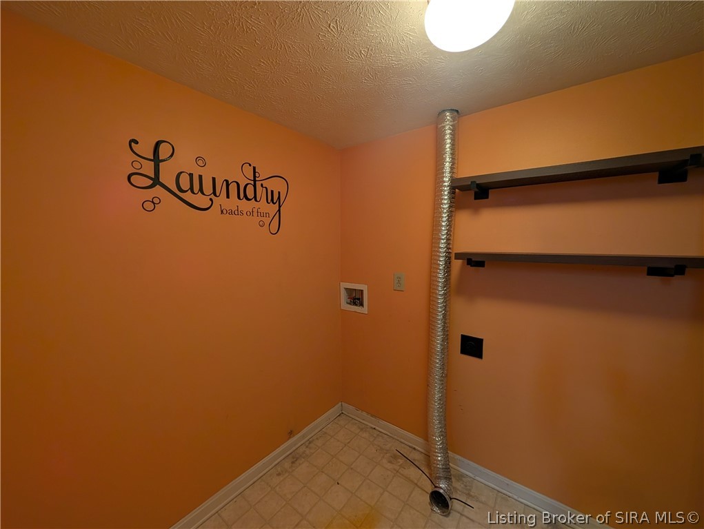 7501 Blue Sky Drive Property Photo 12
