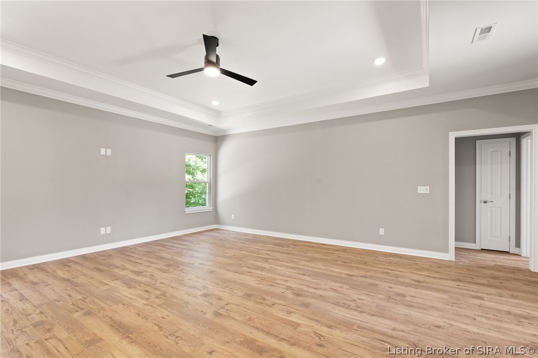 826 Kings Court Property Photo 10
