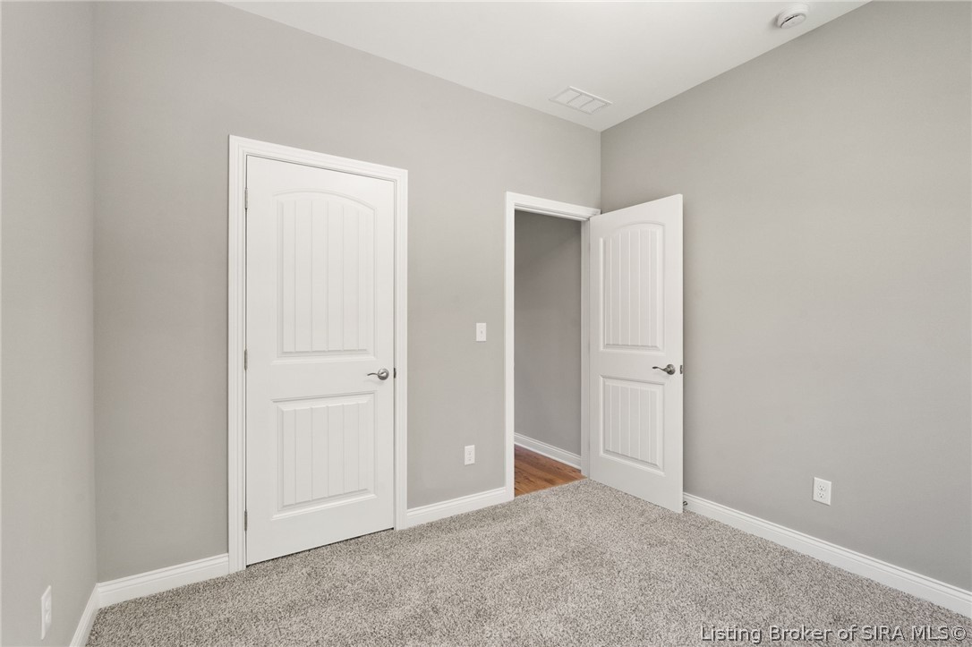 826 Kings Court Property Photo 33