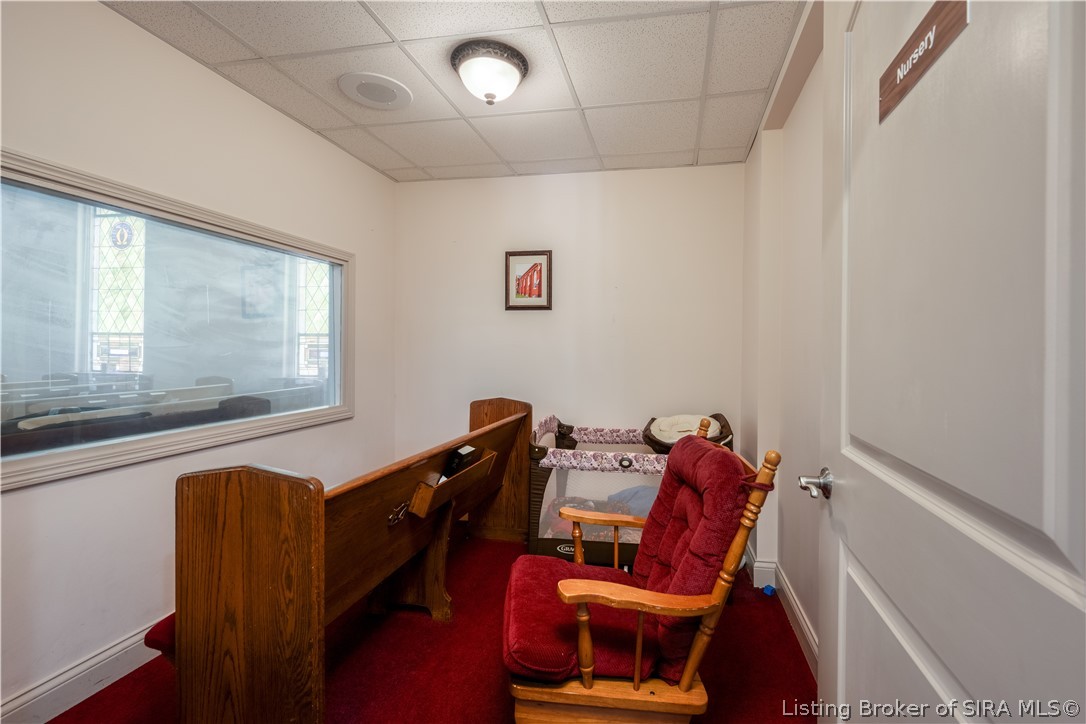426 E Maple Street Property Photo 7