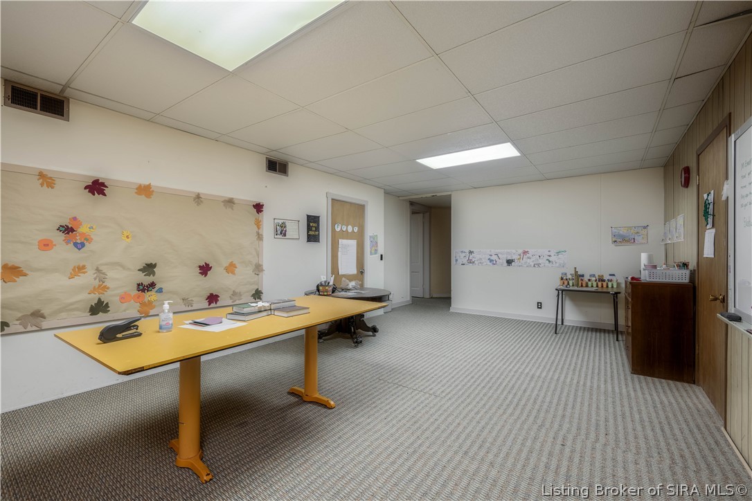 426 E Maple Street Property Photo 20