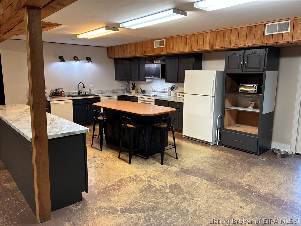 10609 Brownstown Road Property Photo 8