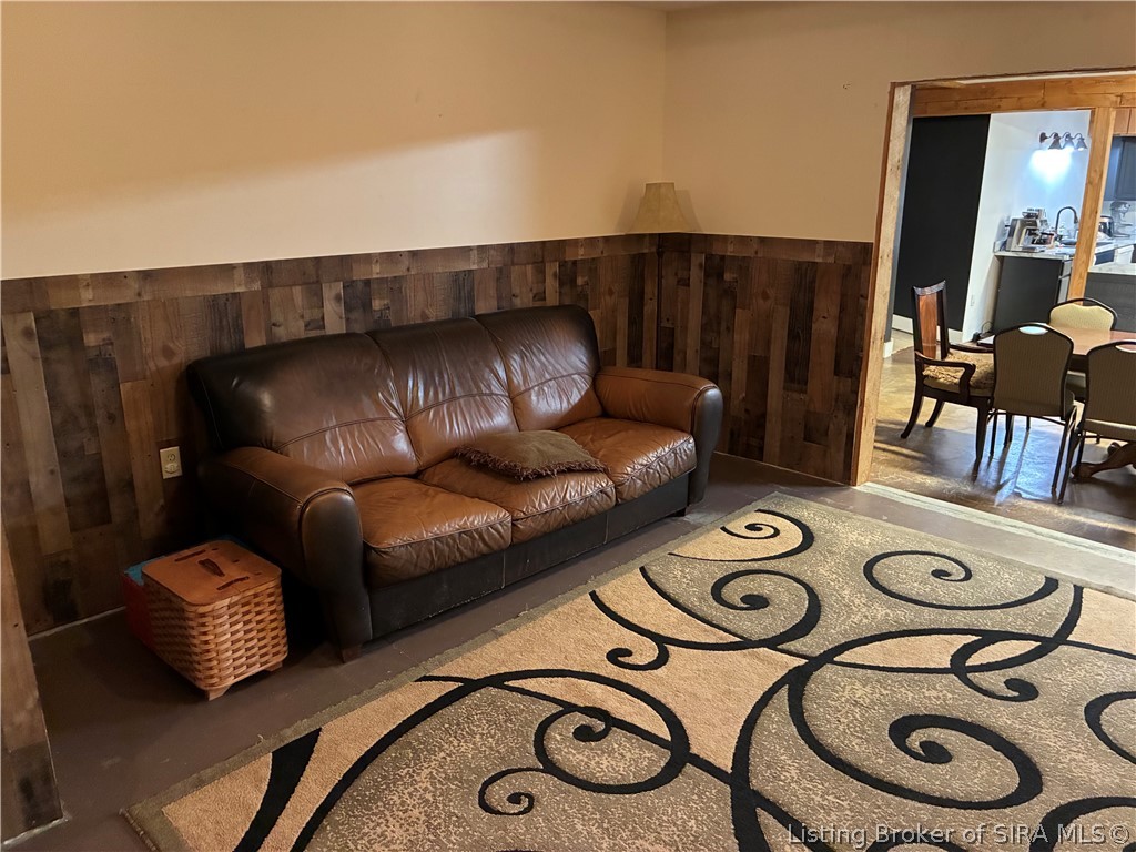 10609 Brownstown Road Property Photo 12