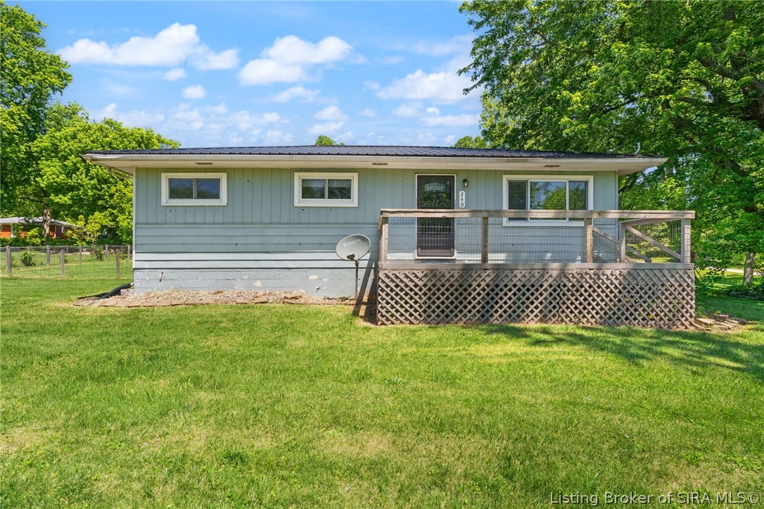 240 W Us Highway 150 Property Photo 1