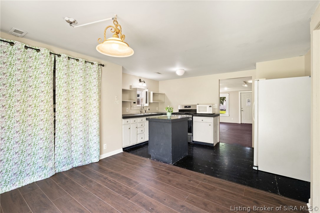745 Cornell Avenue Property Photo 13