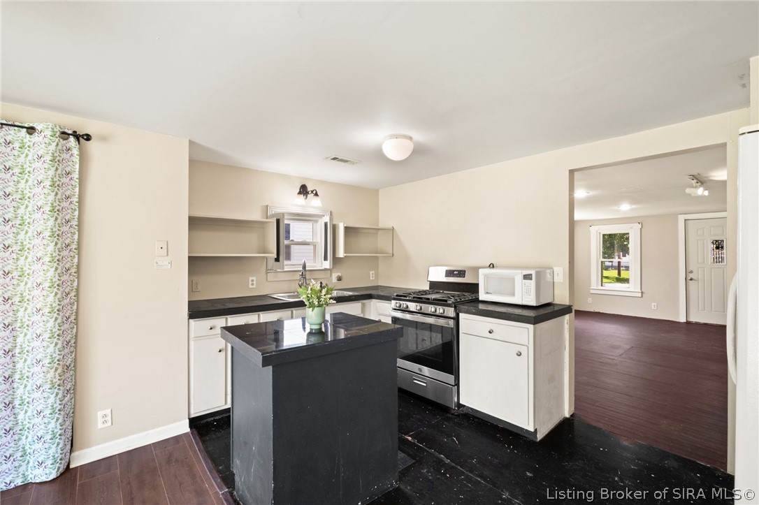 745 Cornell Avenue Property Photo 17