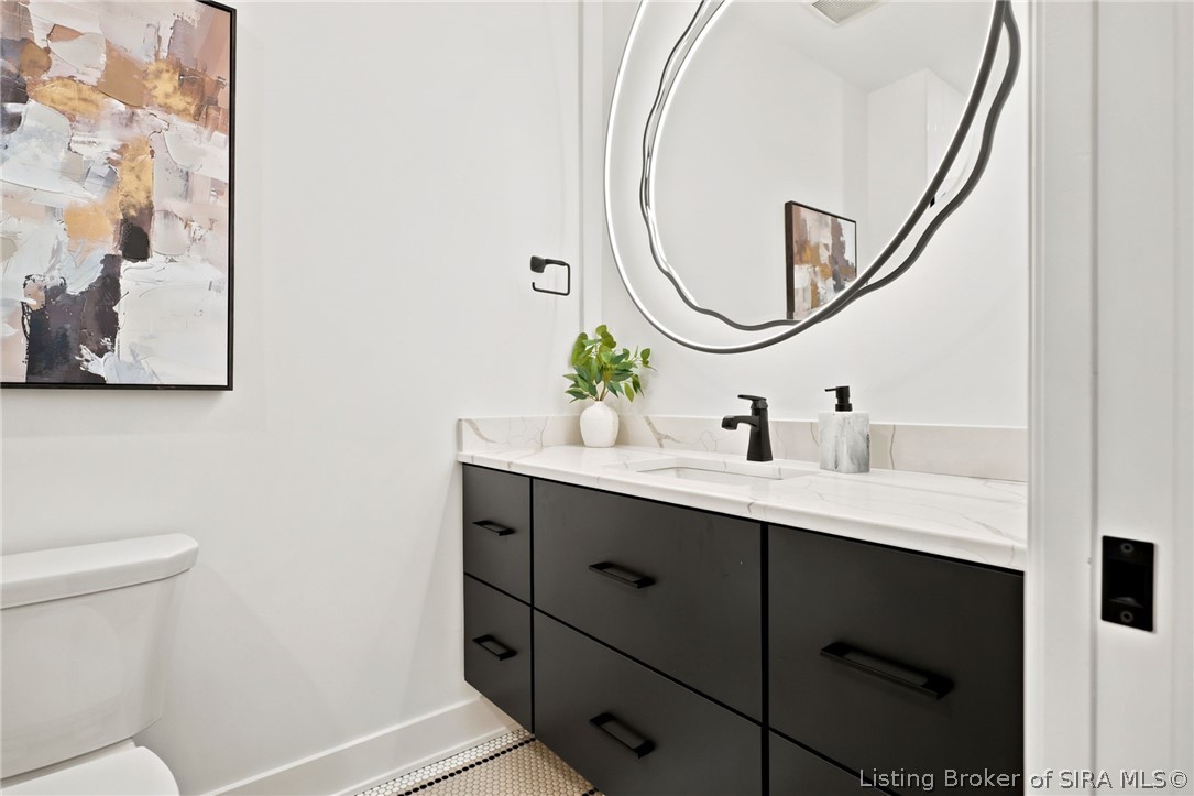 110 Howard Lane Property Photo 15