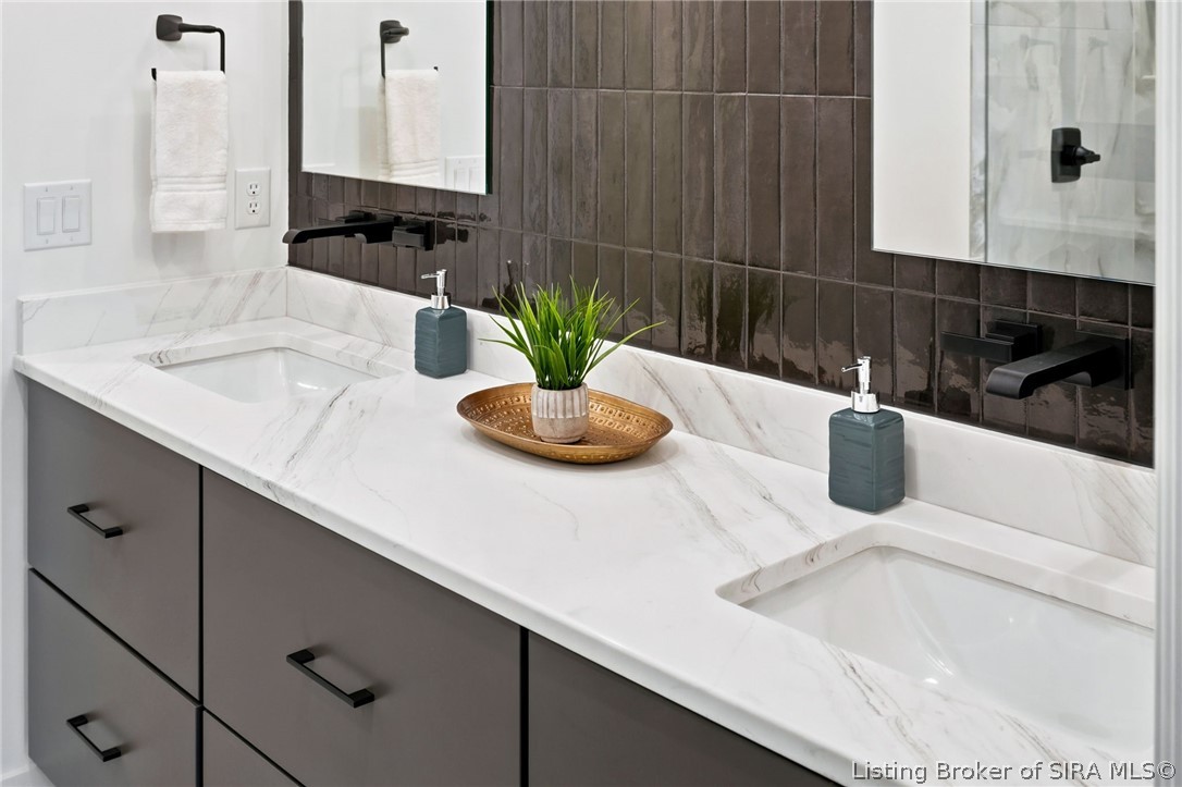 110 Howard Lane Property Photo 67