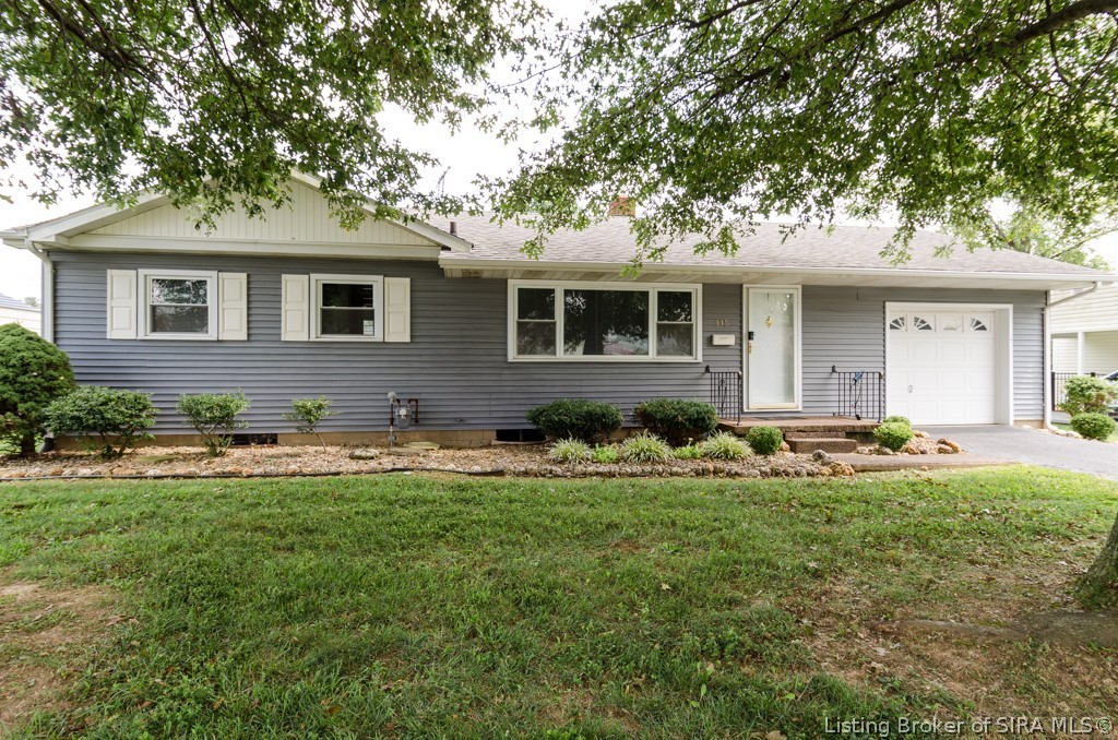 115 Lincoln Avenue Property Photo 2