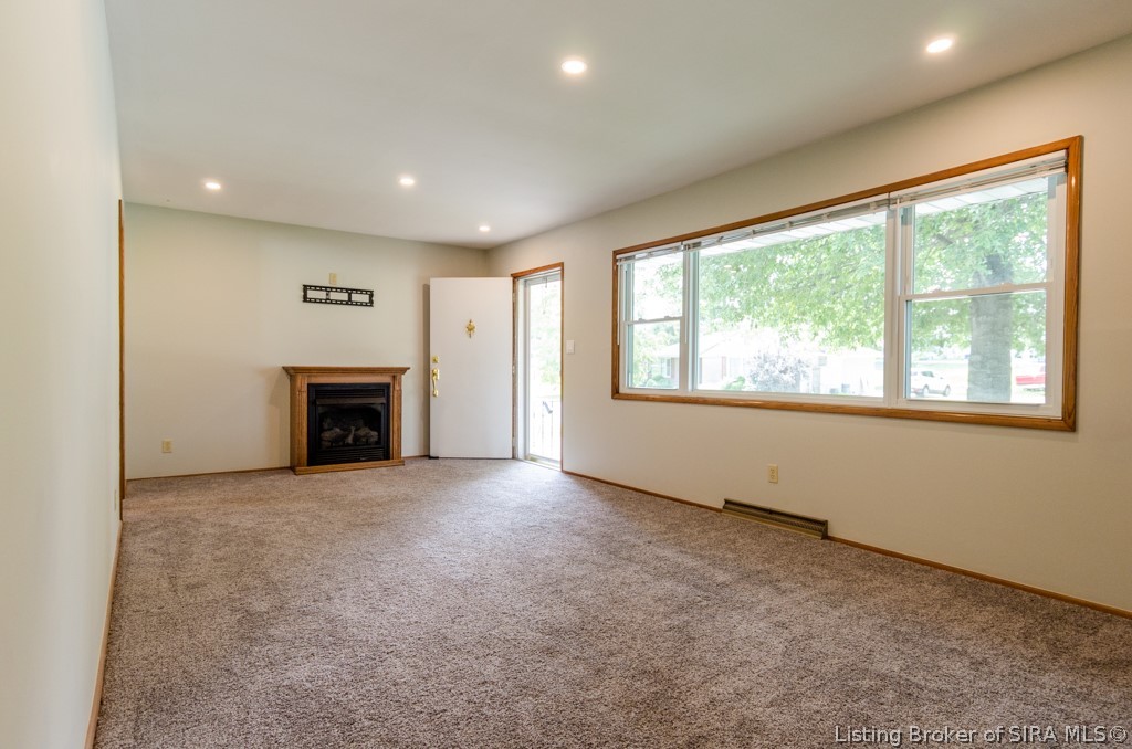 115 Lincoln Avenue Property Photo 4