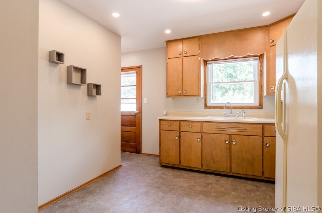115 Lincoln Avenue Property Photo 10