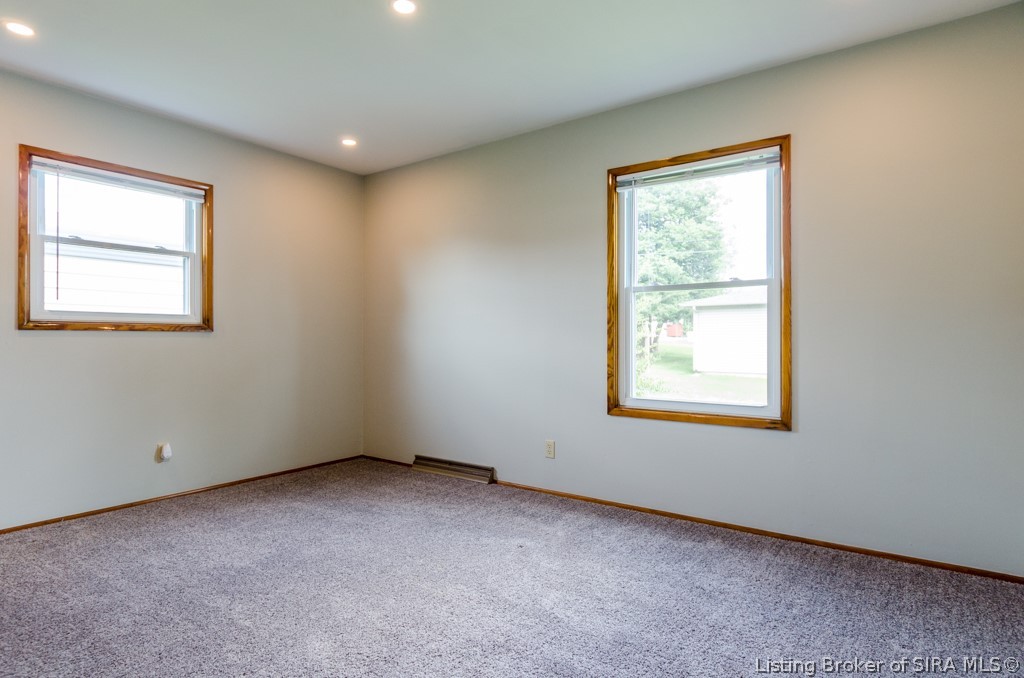 115 Lincoln Avenue Property Photo 12