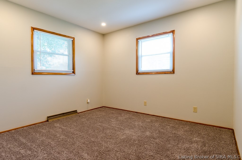 115 Lincoln Avenue Property Photo 13