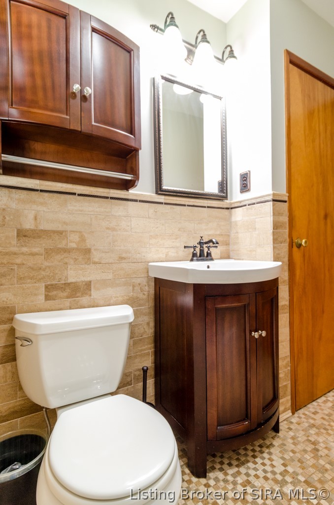 115 Lincoln Avenue Property Photo 15