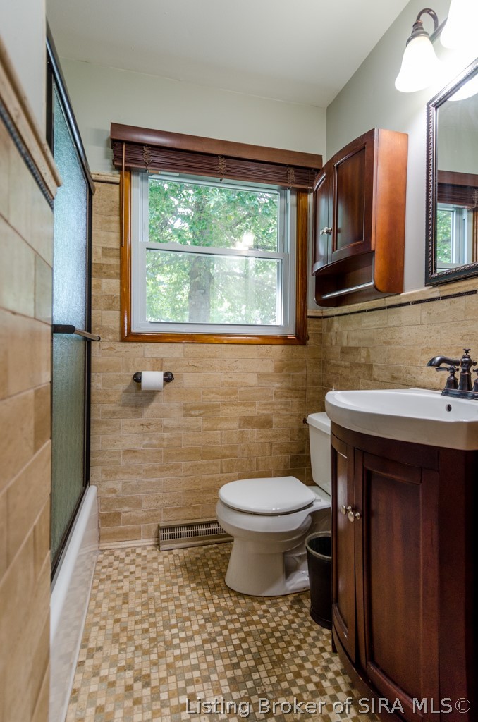 115 Lincoln Avenue Property Photo 16