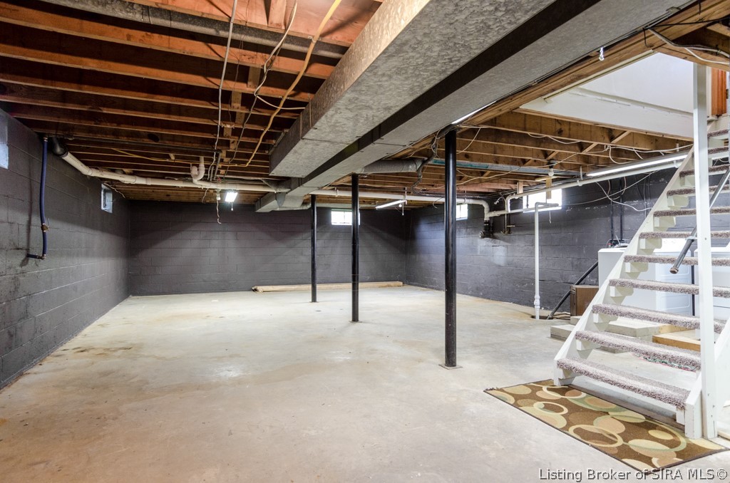 115 Lincoln Avenue Property Photo 18