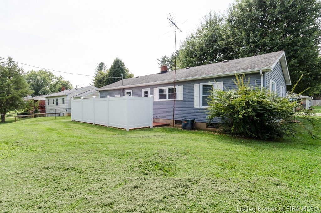 115 Lincoln Avenue Property Photo 27